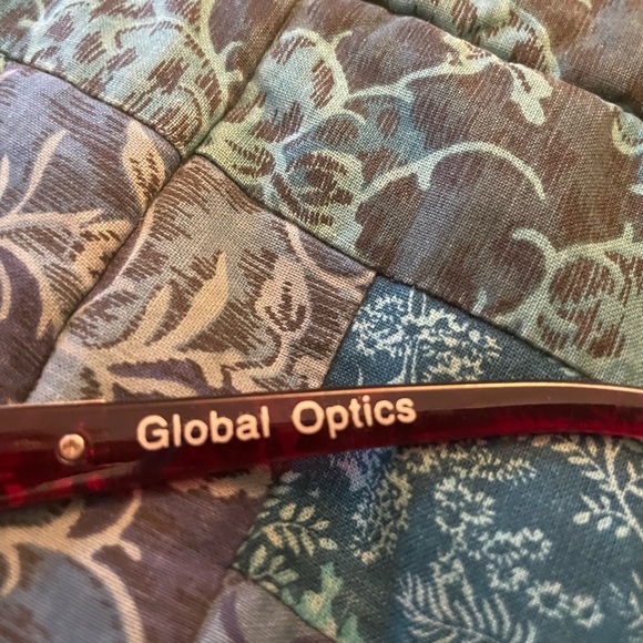 Global Optics Women's Eyeglass Frames Red Tortoise Shell - Picture 2 of 4